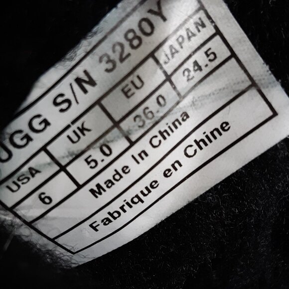 UGG Women's Mini Bailey Bow II Boot size 6 - Picture 8 of 11